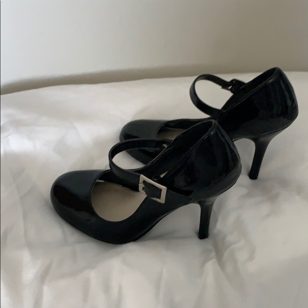 Black shoes